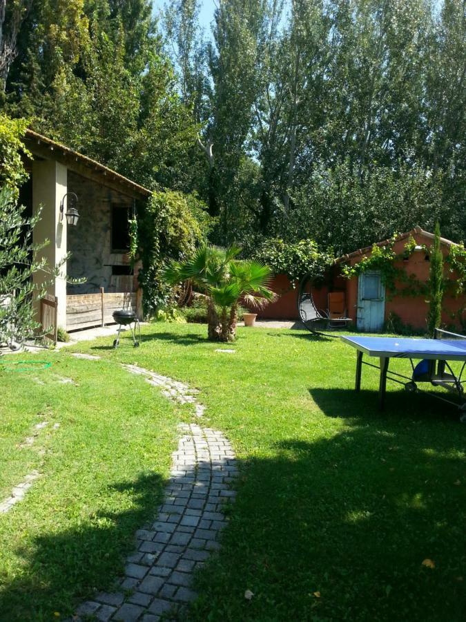 Le Mas Des Platanes Entraigues-sur-la-Sorgue Zewnętrze zdjęcie